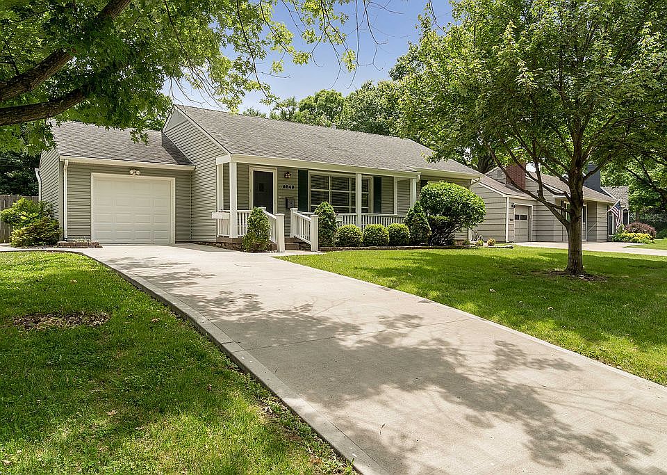 1st image of 5849 Fontana Dr