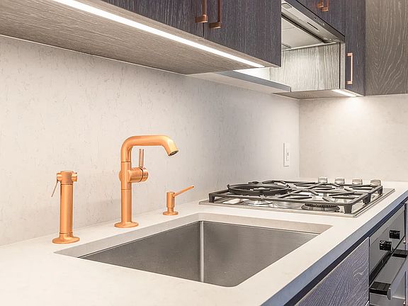 4th image of 138 Willoughby St #17C