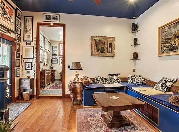 5th image of 1471 Magazine St