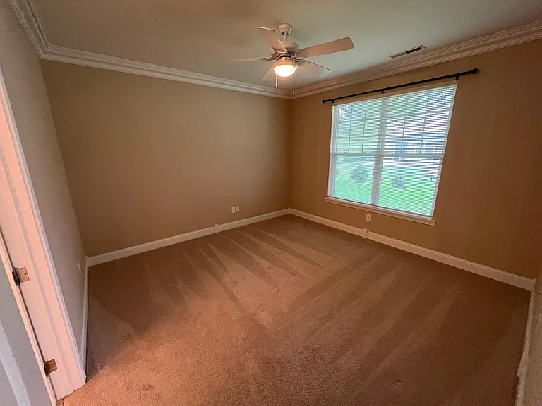 528 Rickels Ct — Photo 18