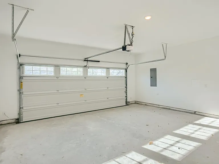 3125 Rutz St — Photo 19