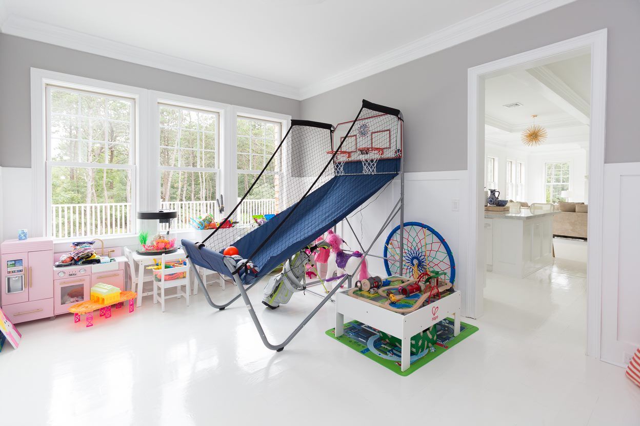  Formal Dining or Extra Kid's Space