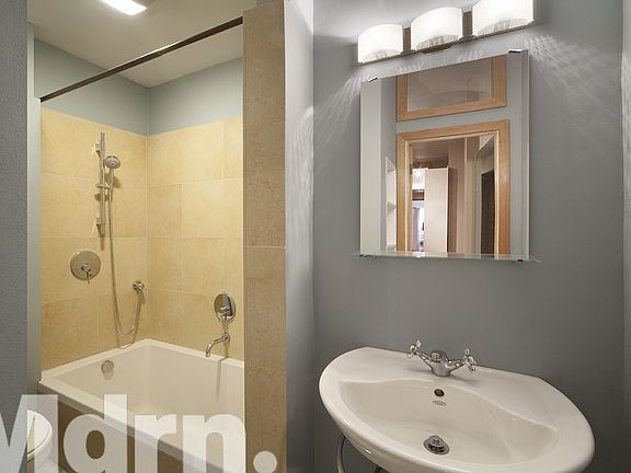 3rd image of 343 E 92nd St APT 1W