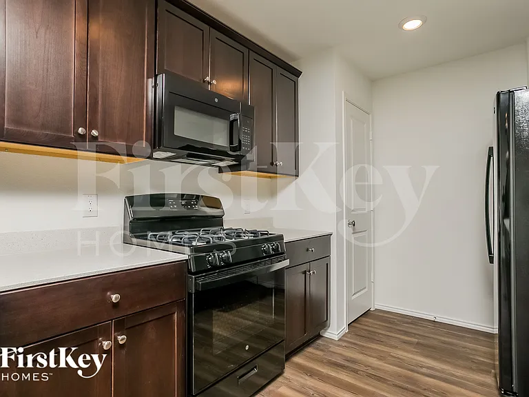 1614 River Crossing Dr — Photo 5