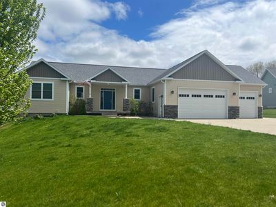 272 Farm Ln, Traverse City, MI, 49696