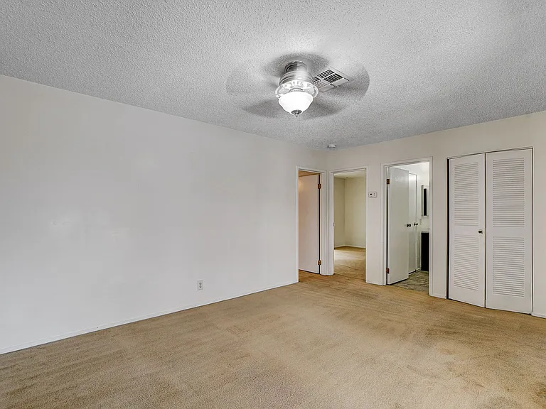 401-N-Lamb-Blvd-Apt-H_10_04282026