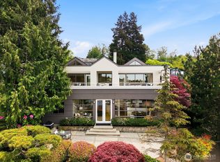 3607 W Commodore Way, Seattle, WA 98199
