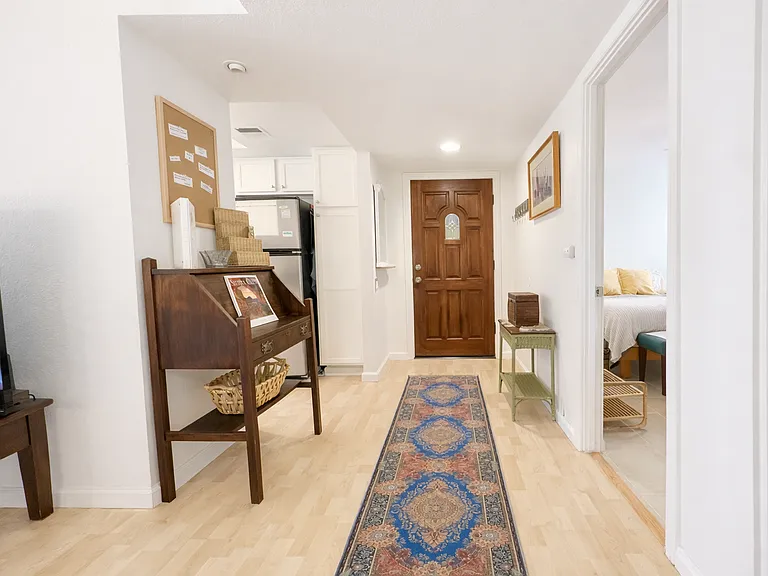 400 N Sunrise Way — Photo 27
