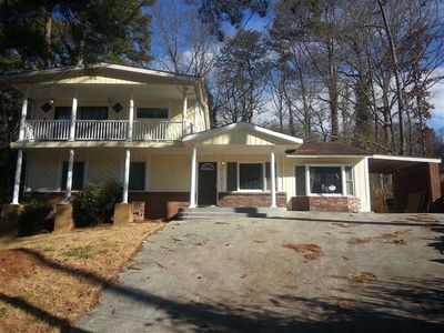121 Ellendale Ln NW, Atlanta, GA, 30318