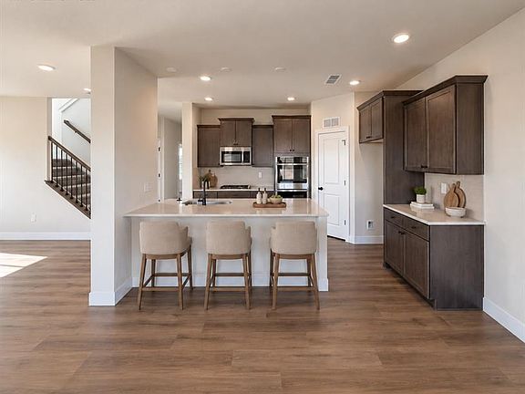 4th image of 8285 Lemon Grass Rd