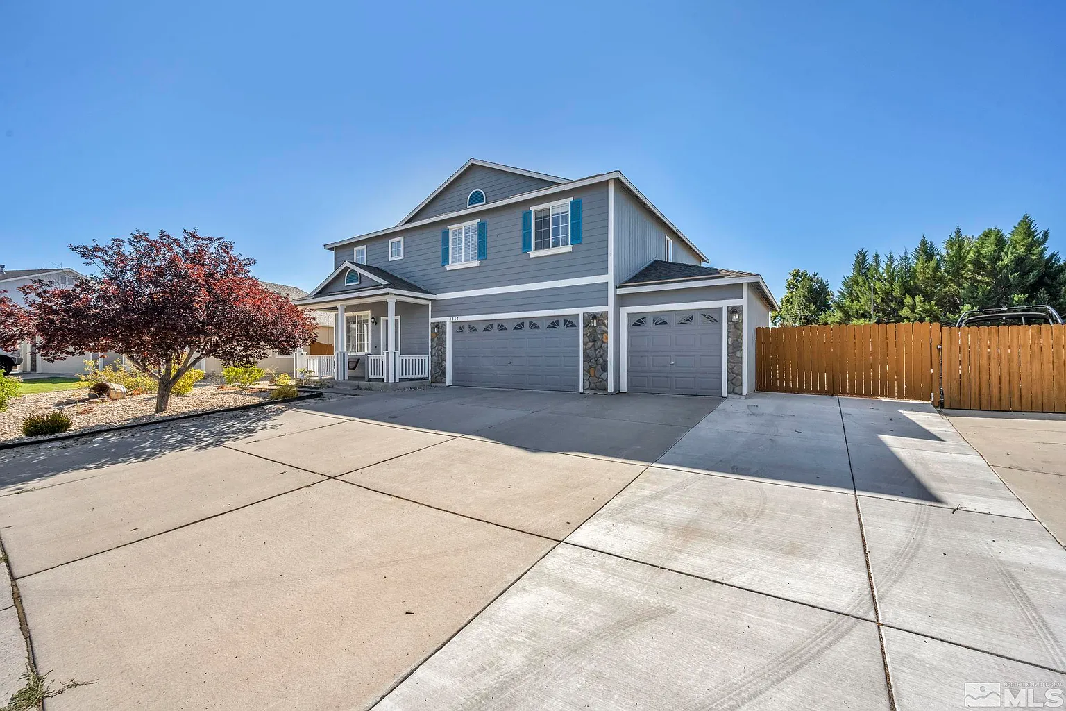 3047 Bandera Ave photo 1
