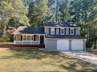 15 Lynn Cir, Newnan, GA 30263