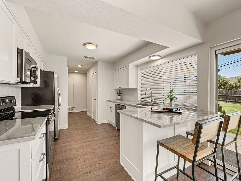 5424 Gregory Dr
