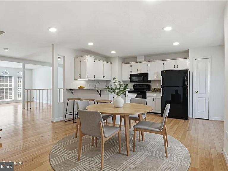 3946 Valley Ridge Dr — Photo 11