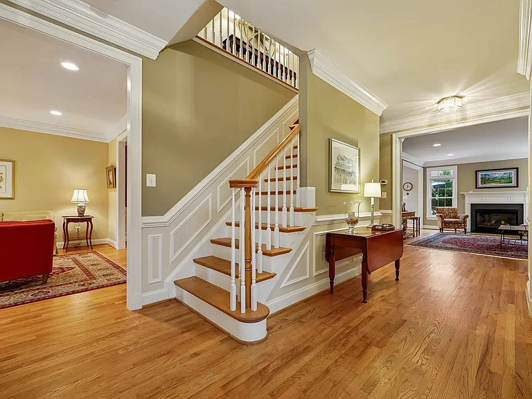 8807 Ridge Rd — Photo 11