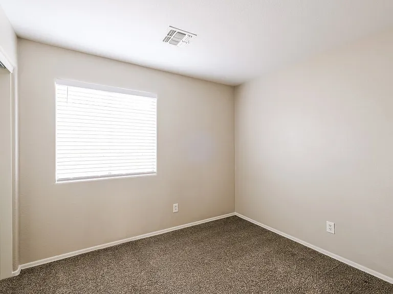 6054 W Jones Ave — Photo 14