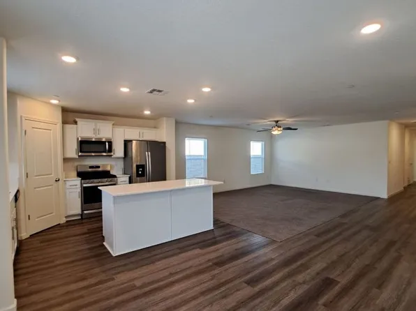 519 San Angelo Ave, Madera, CA 93637