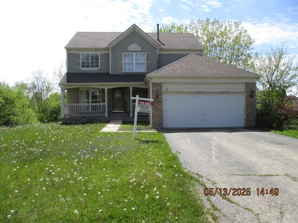 82 E Green Valley Ct, Round Lake Beach, IL 60073