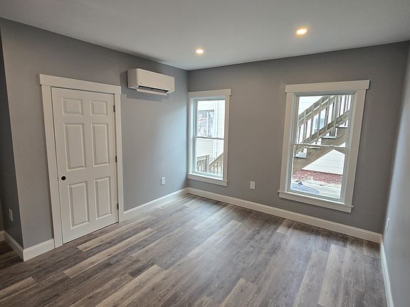 Bedroom #1