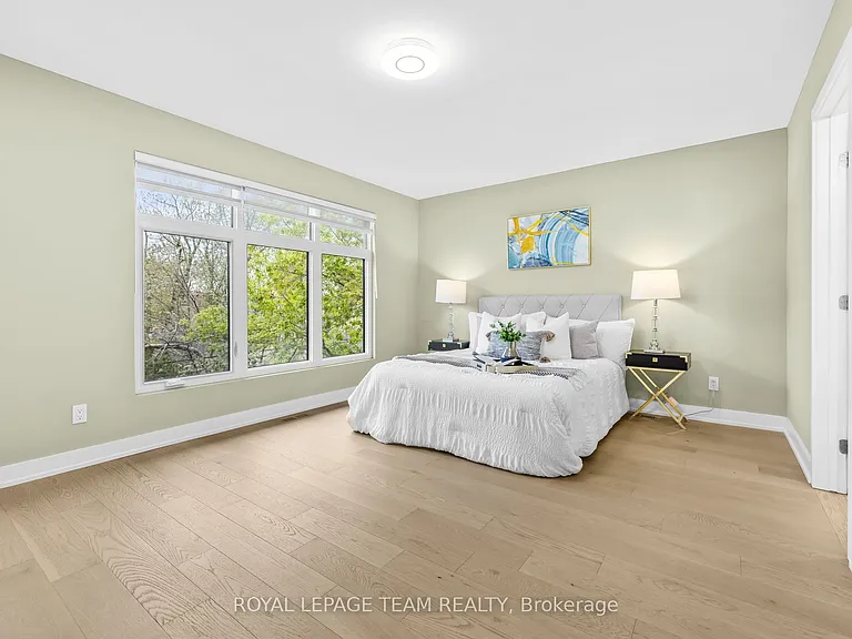 498 Wentworth Ave — Photo 17