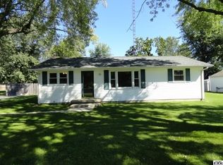 1211 E 4th Rd, Seymour, IN 47274