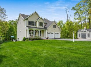 10 Olde English Rd, Bedford, NH 03110