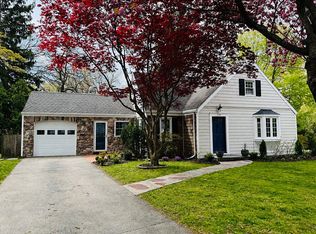 26 Black Creek Ln, Warwick, RI 02888
