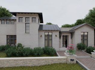 701 Garraty Rd, Terrell Hills, TX 78209