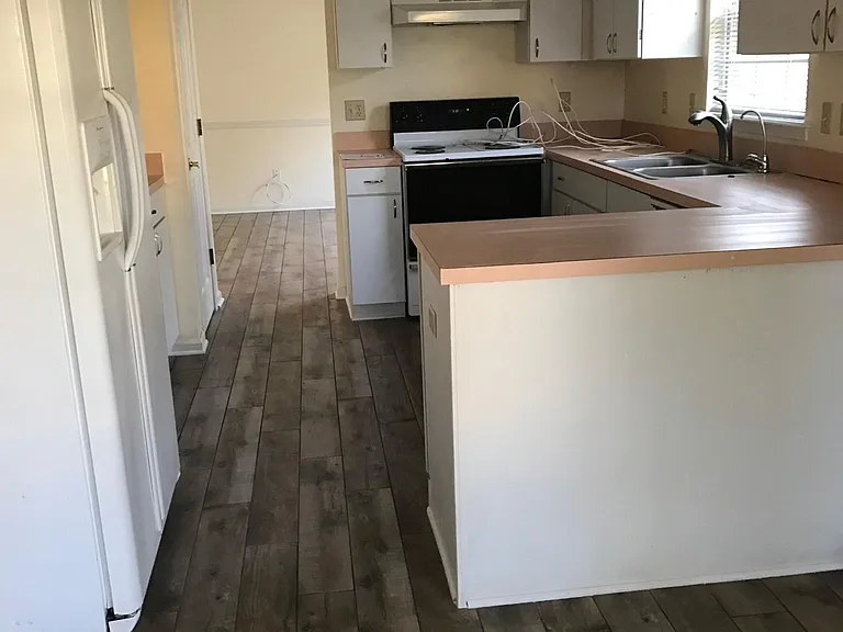 ALL APPLIANCES 2-4 YRS OLD.