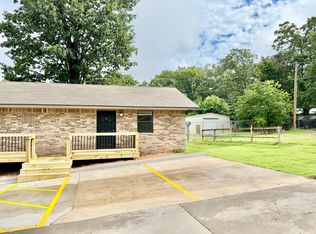 385 S Teehee Dr #8, Tahlequah, OK 74464