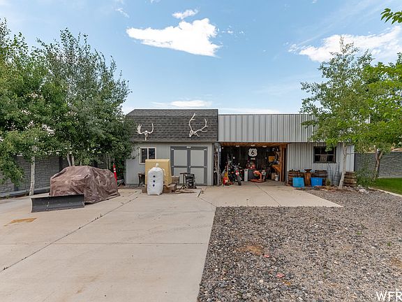 4th image of 1454 S Harvest Ln