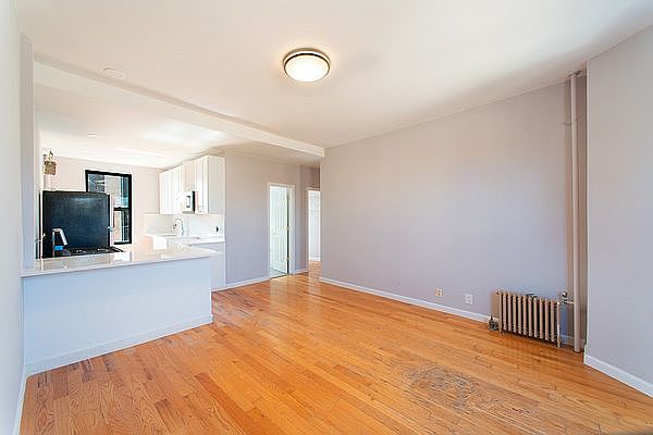 1st image of 570 W 183rd St #5B