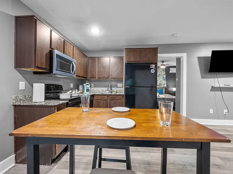 3611 Murworth Dr #7 — Photo 6
