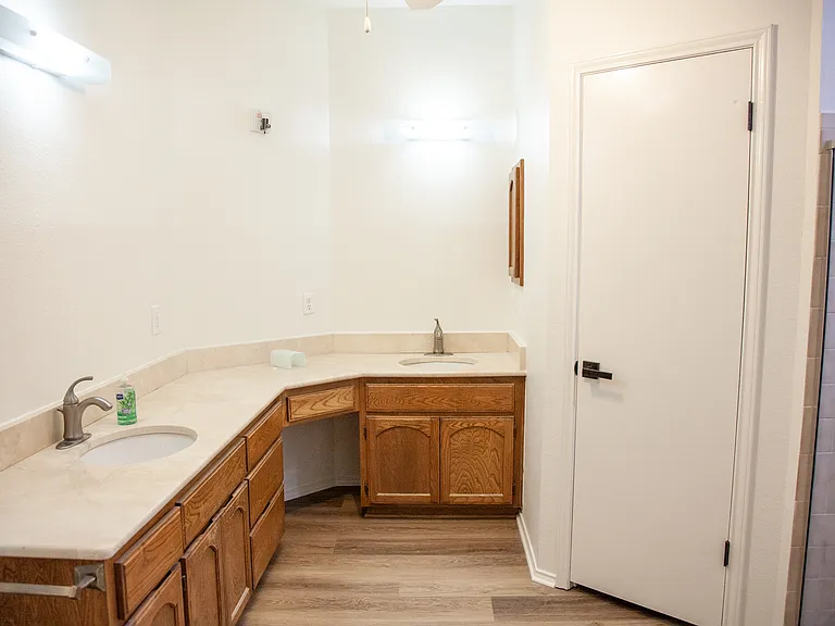 222 Sisterdale Rd — Photo 13