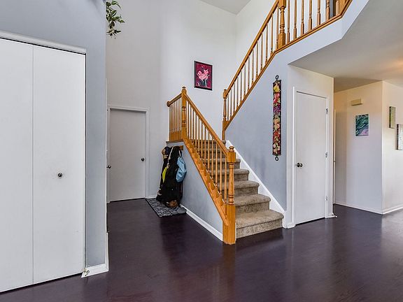 5th image of 1312 Glenridge Ct N