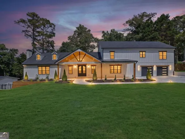 11505 Elkins Rd, Roswell, GA 30076