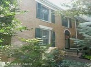 43 Parliament Ct, Baltimore, MD 21212