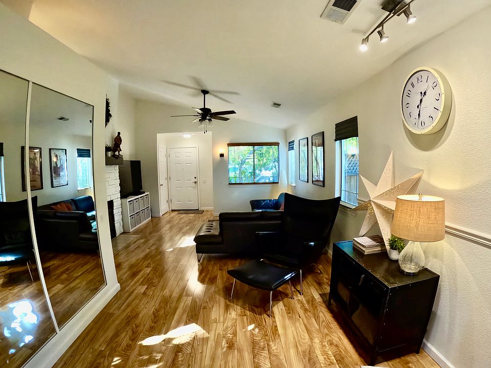1st image of 4929 Chelsea Glen Ct