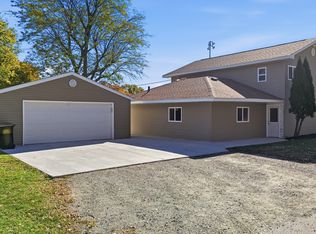 503 W Winfield St, Morrison, IL 61270