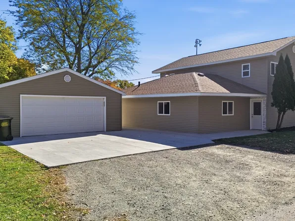 503 W Winfield St, Morrison, IL 61270
