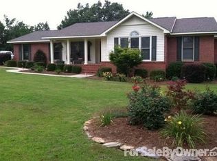 101 Friendship Cir, Clanton, AL 35045