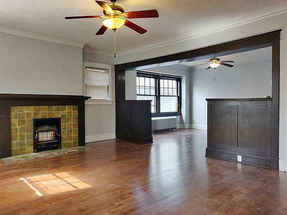 5th image of 138 S Cypress Ave APT B
