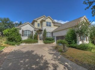 25 Cottondale Rd, The Hills, TX 78738