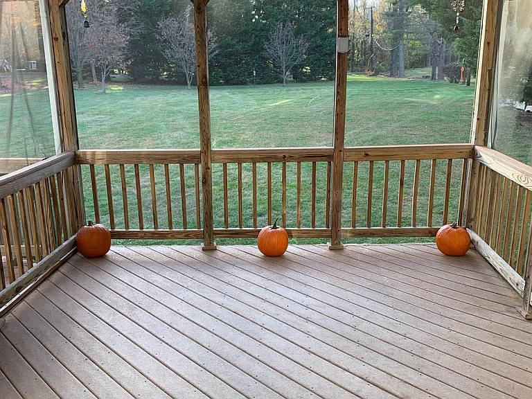 Screened-in-porch