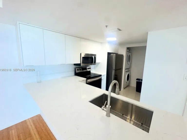650 West Ave #1704 — Photo 12