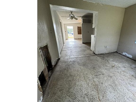 5th image of 1362 Brookhill DR