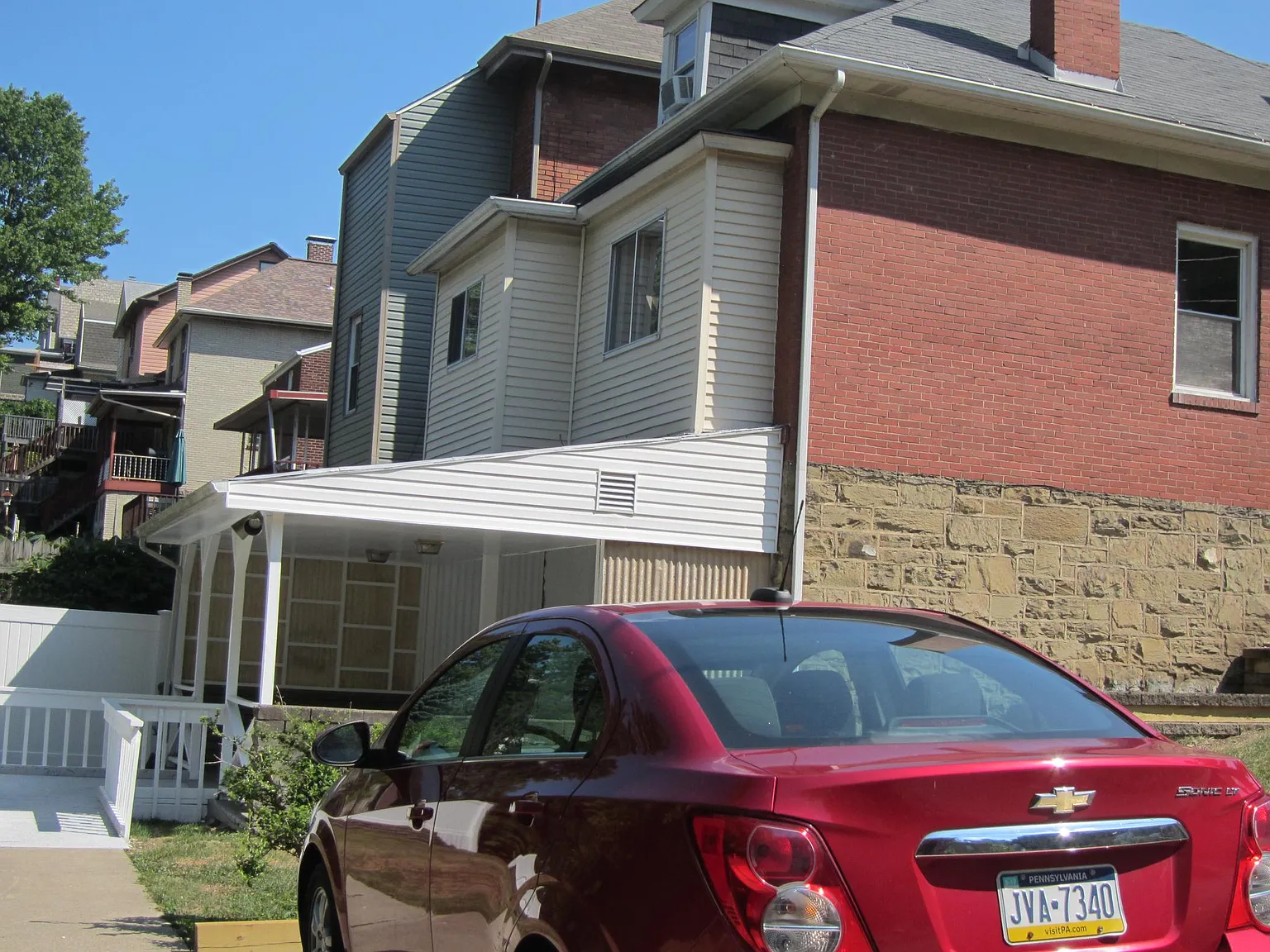 3 bed, 1850 sqft, $1,700 — Photo 3