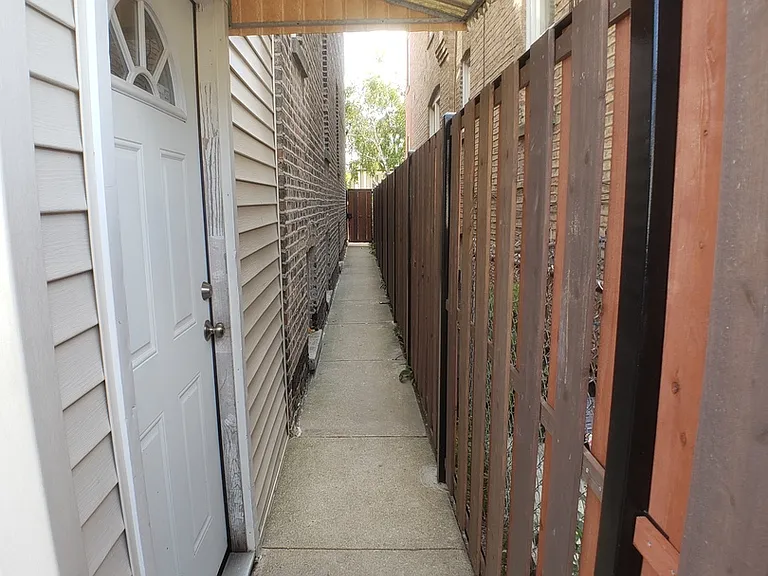4830 W Newport Ave #1 — Photo 10