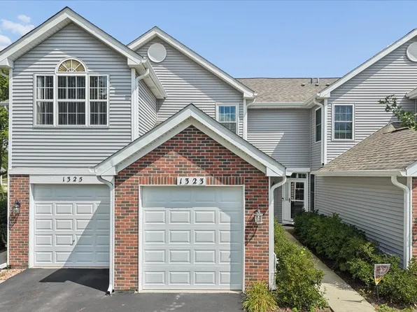 1323 Providence Cir, Elgin, IL 60120