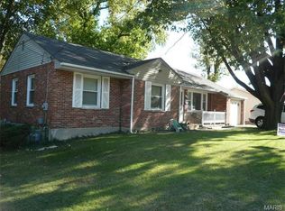 750 N New Florissant Rd, Florissant, MO 63031